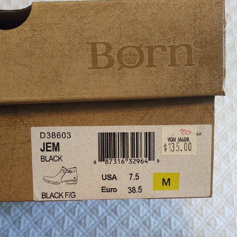 Born Black Leather Ankle Boots, Size 7.5 - Picture 8 of 8